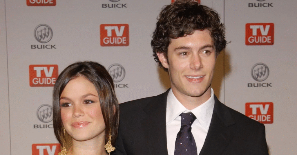 Adam Brody and Rachel Bilson